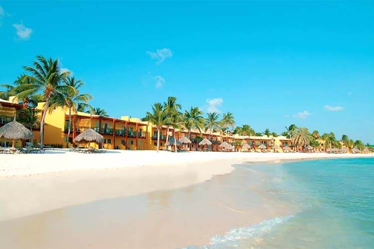 Tamarijn Aruba All inclusive hotel Tamarijn aan het strand van Aruba
