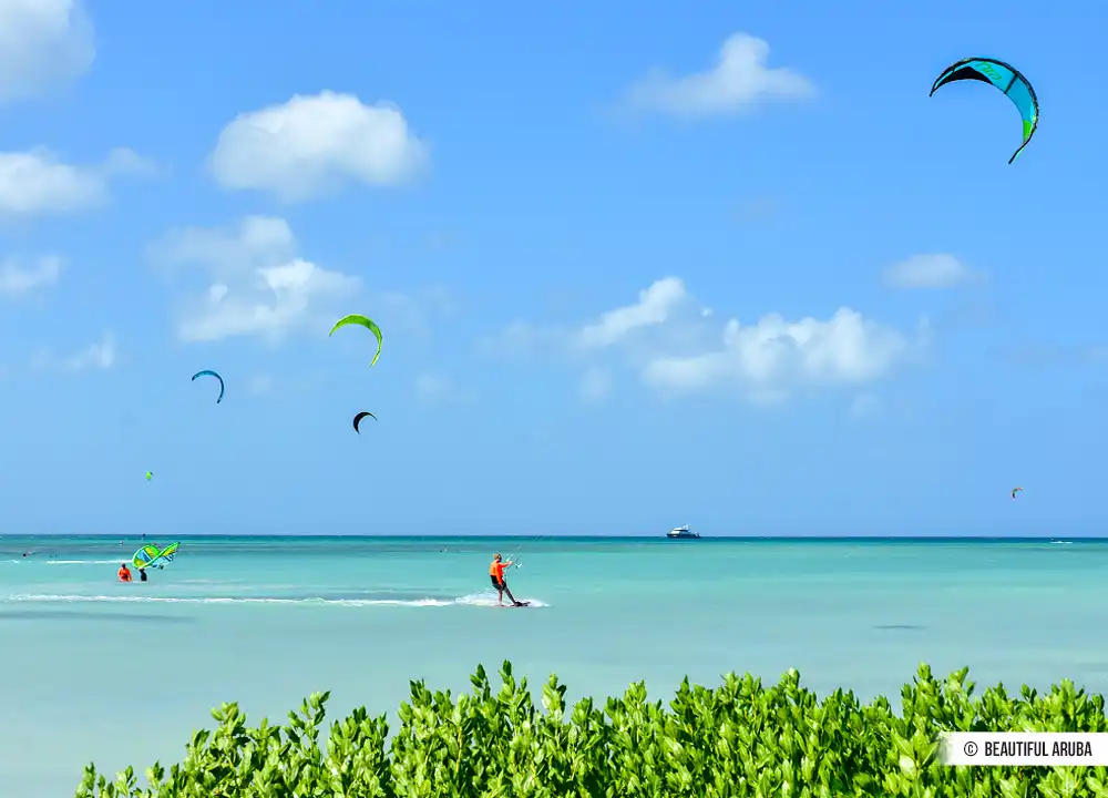 Kitesurfen bij Hadicurari Beach