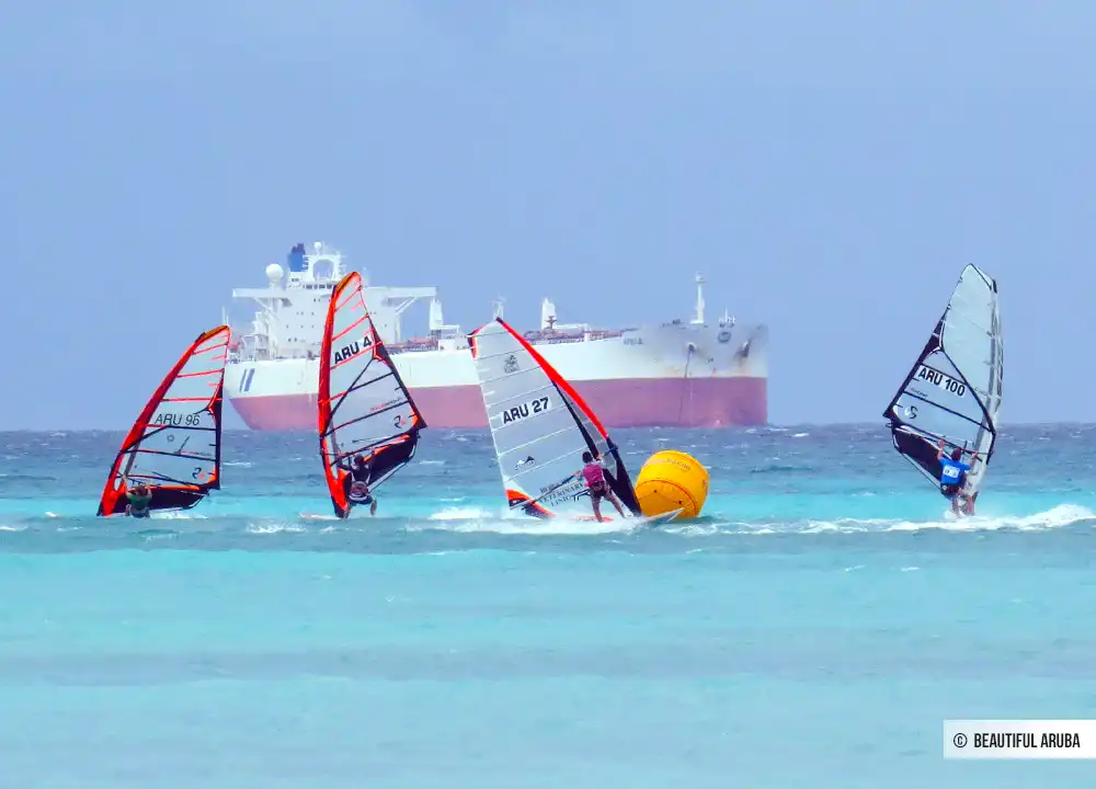 Windsurfwedstrijd op Aruba
